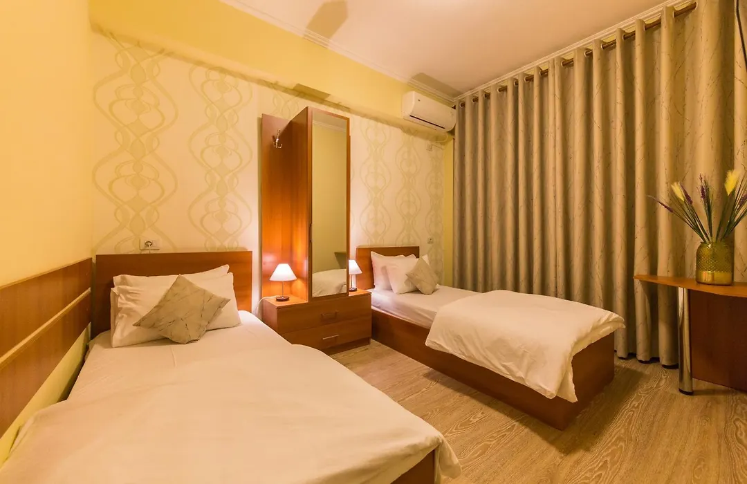 Hotel Baron-1